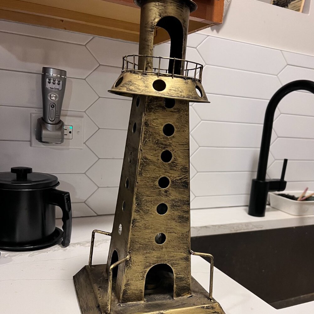 Lighthouse - Picture 2 of 5
